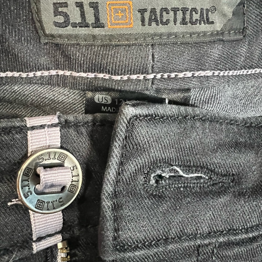 Women’s 5.11 Tactical Defender Slim Pants Size 12L - Picture 3 of 4